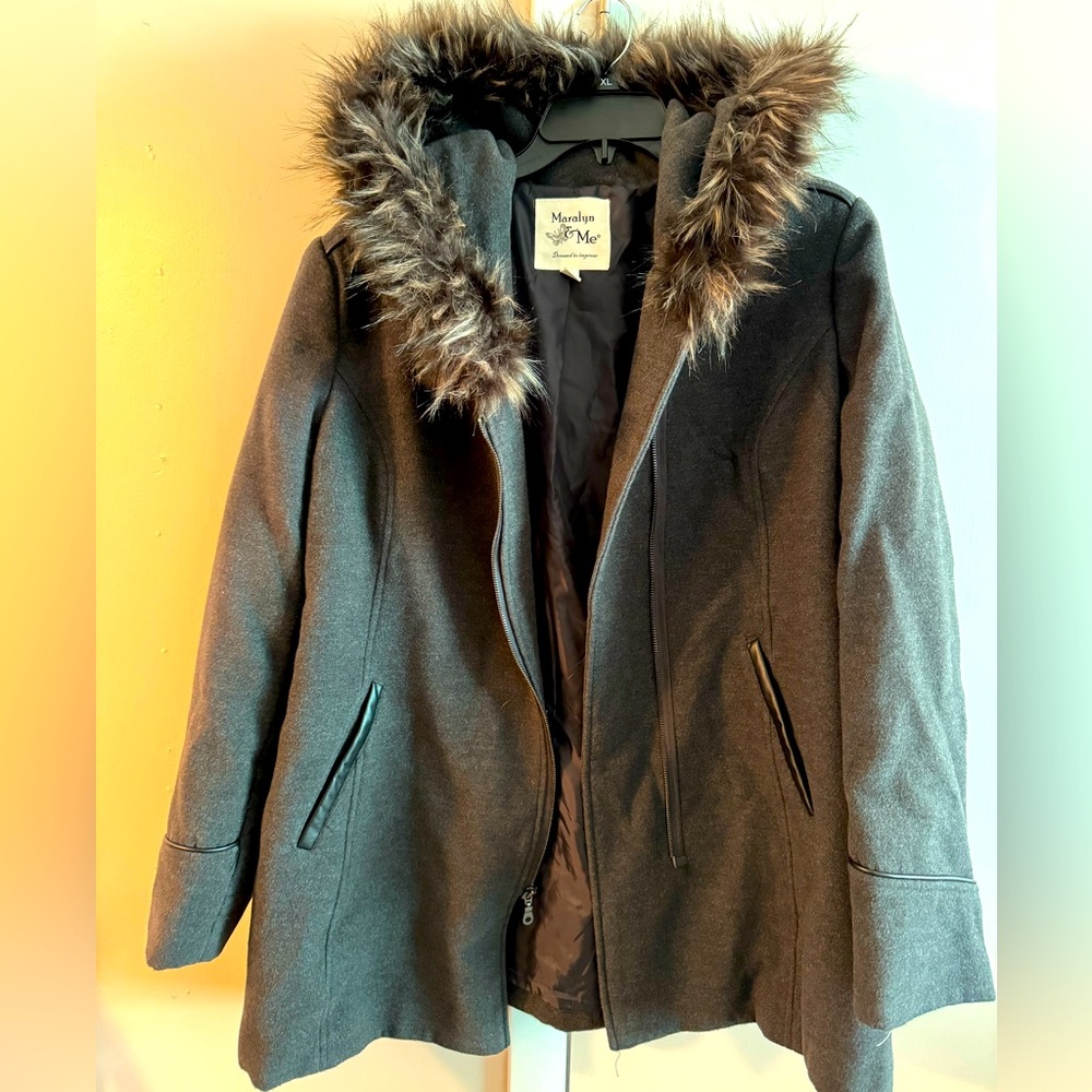 Maralyn & Me Juniors' Faux-Fur-Trim Hooded Coat Dark Gray Size X-Large